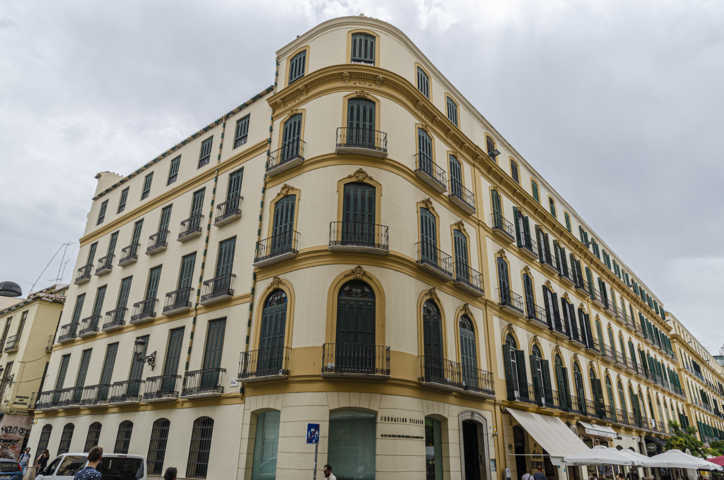 Málaga 140 - plaza de La Merced.jpg